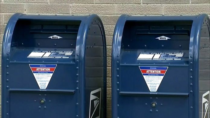 How to Use a USPS Drop Box