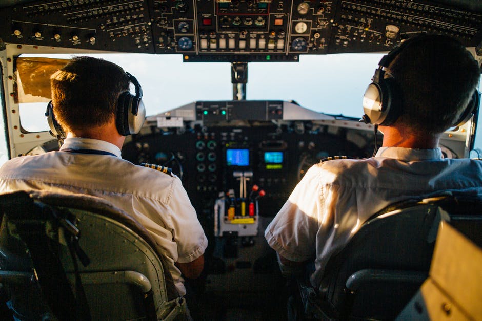 Pilot Near Me: How To Choose the Right Flight School