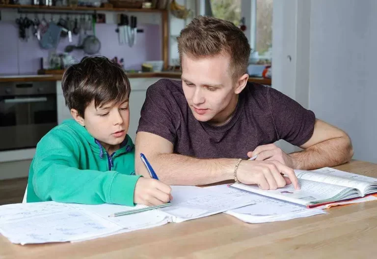 How to choose the best tutor for your child?