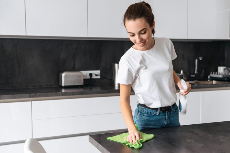 7 Critical Kitchen Cleaning Mistakes That Can Lead to Bugs