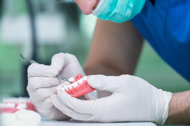 A Guide to the Best Dental Implant Solutions of 2023