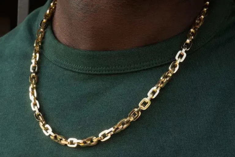 The Ultimate Guide to Buying Gold Chains for Men